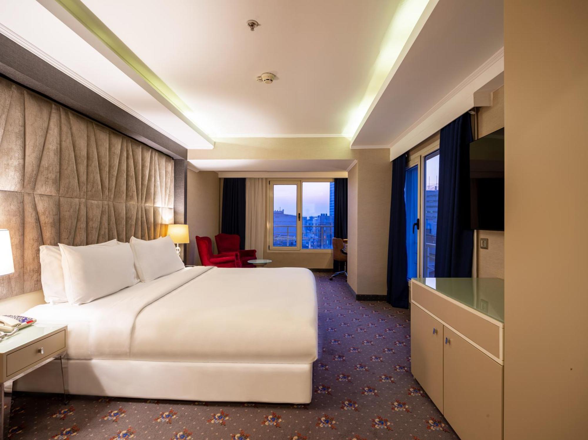 Doubletree By Hilton Izmir - Alsancak Hotel Kültér fotó