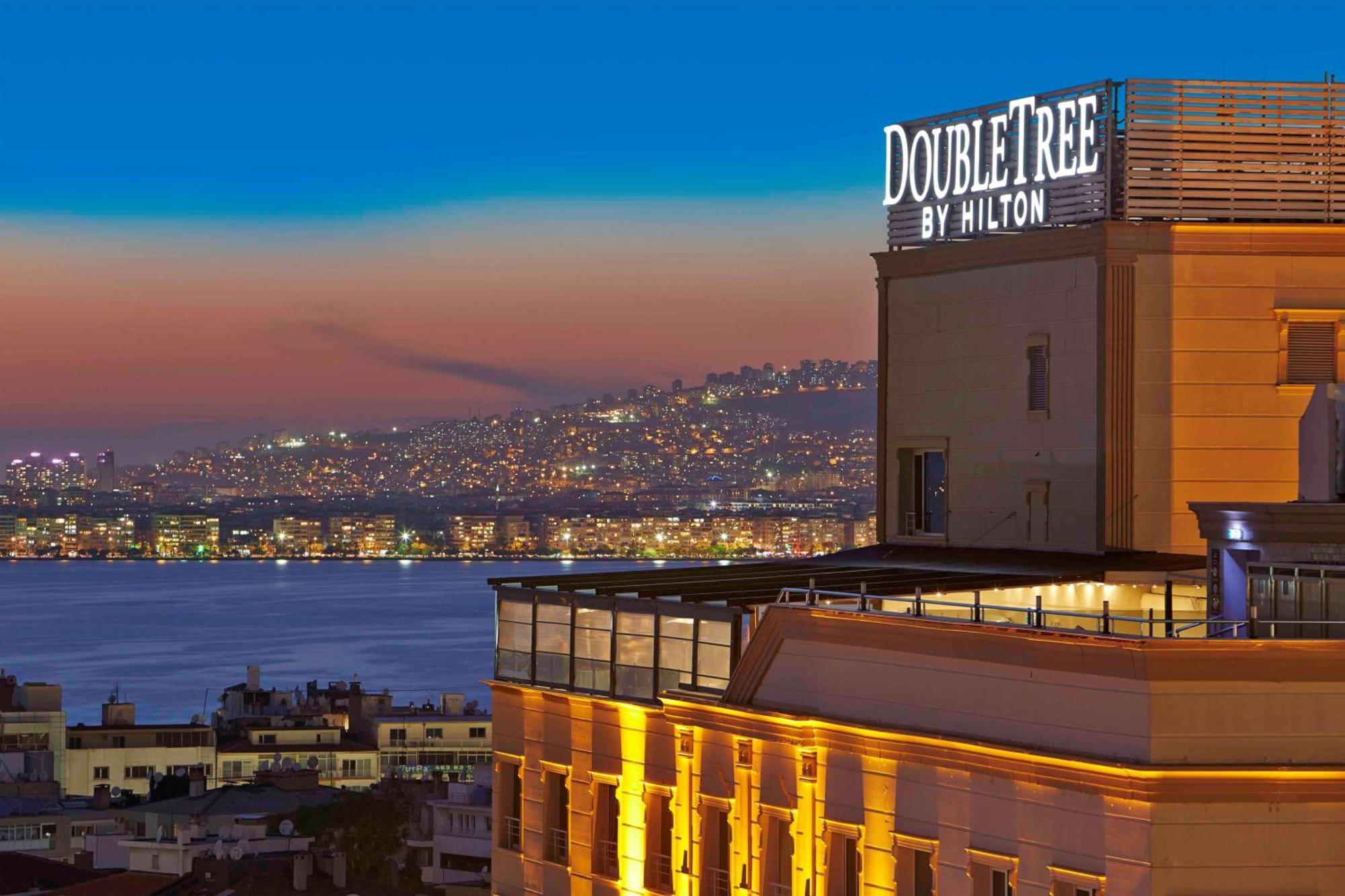 Doubletree By Hilton Izmir - Alsancak Hotel Kültér fotó