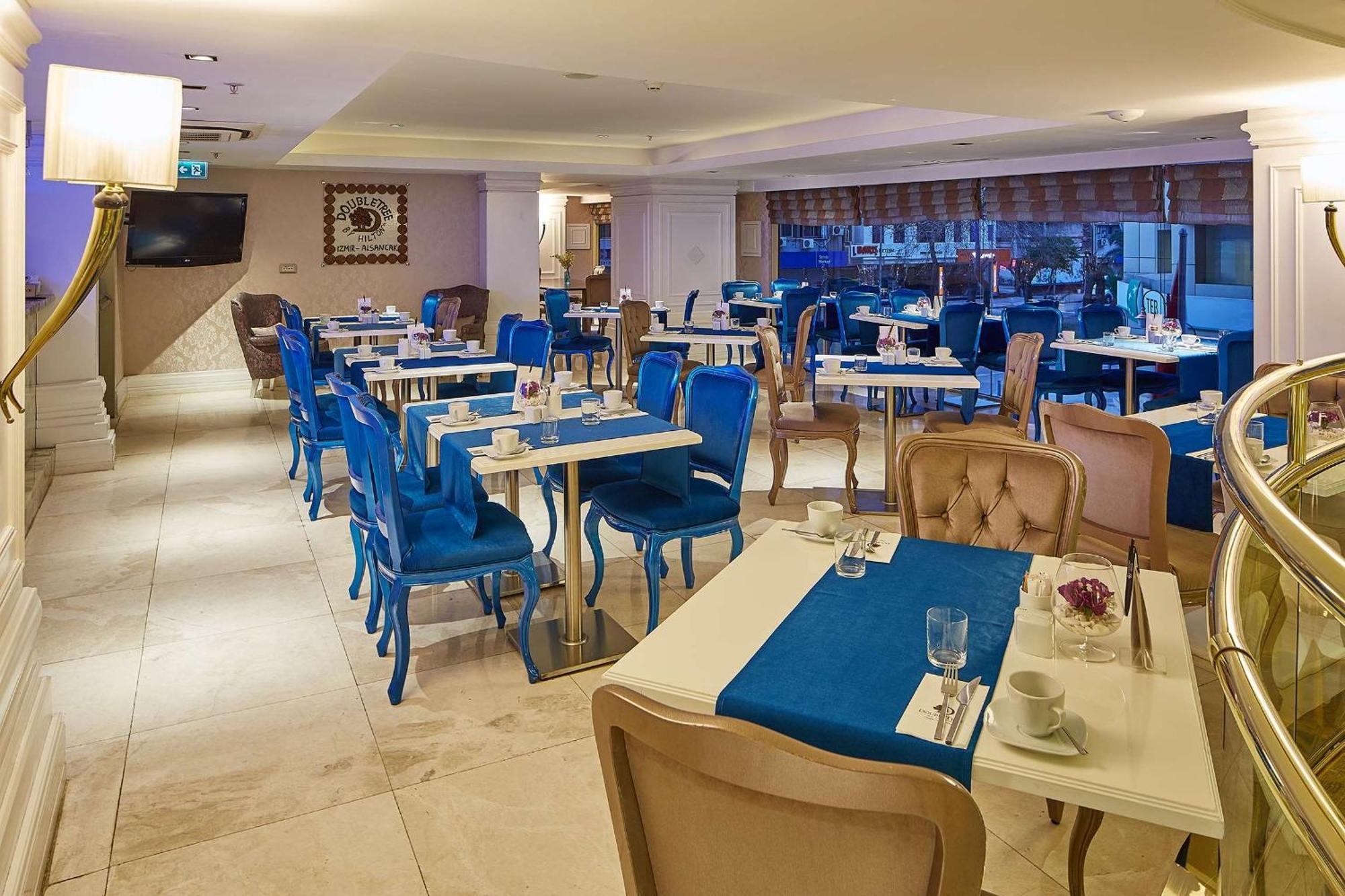 Doubletree By Hilton Izmir - Alsancak Hotel Kültér fotó